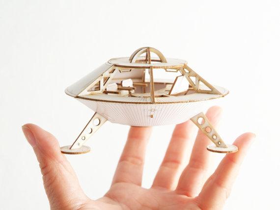 DIY Mini Mars Lander UFO