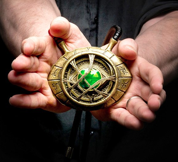 Marvel Doctor Strange Eye of Agamotto Necklace