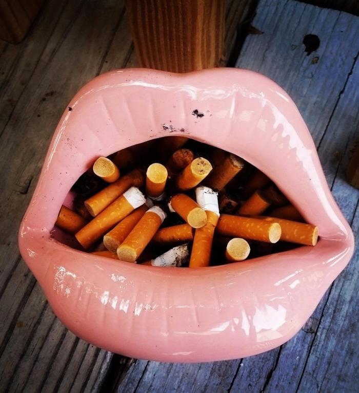 Lips Ashtray & Bowl