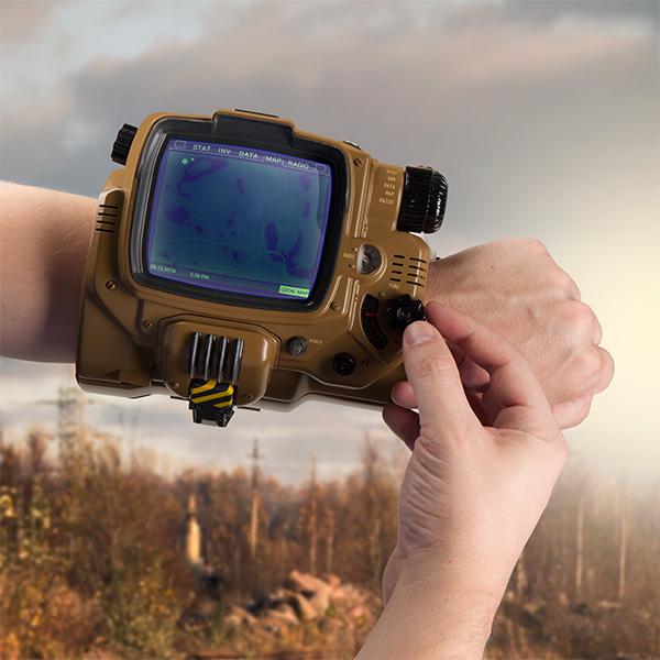 Pip-Boy: Deluxe Bluetooth Edition